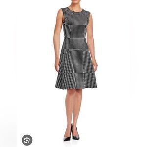 Tommy Hilfiger Black & White Check Sleeveless Skater Dress – Size 14
